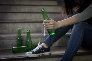 Z jakimi problemami borykają się Dorosłe Dzieci Alkoholików?
